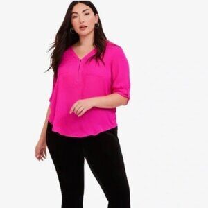 TORRID 3 Harper Georgette Zip-Front 3/4 Sleeve Pullover Blouse